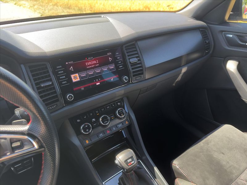 Škoda Kodiaq RS 2,0 TDI 176kW DSG 4x4 CZ DP - fotka 25 z 40