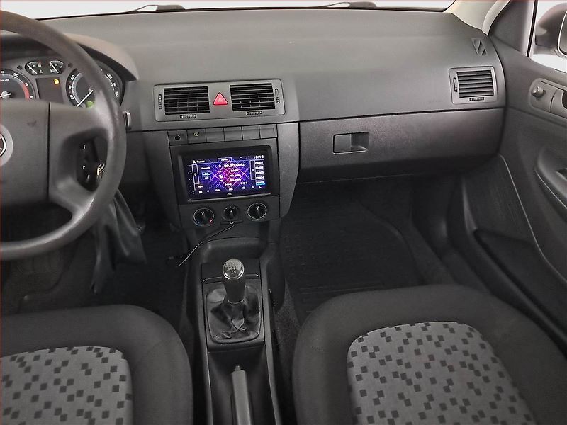Škoda Fabia (2007) 1.2 12V, nová STK, v provozu - fotka 8 z 14