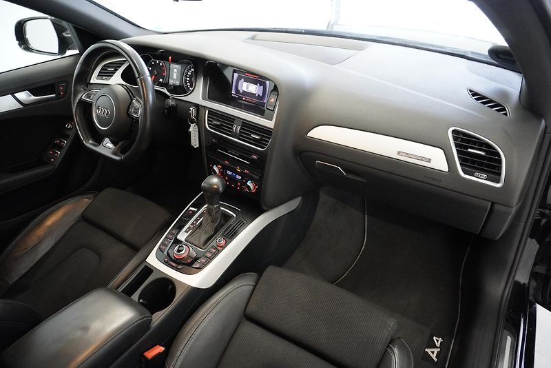 Audi A4 (2013) 2.0 TFSI 165kW QUATTRO STRONIC - fotka 27 z 34