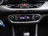 Hyundai i30 1,6 CRDI CZ 1.Maj. DPH - náhled 18