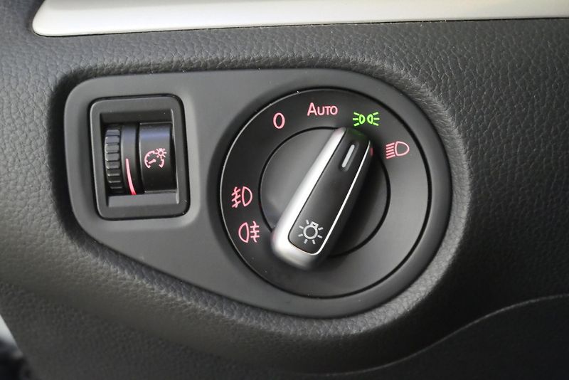 Seat Alhambra - fotka 12 z 30