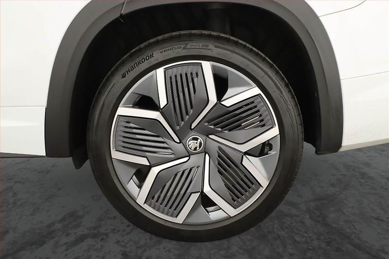 Škoda Kodiaq (2024) 2.0 TDI, Sportline, 4x4 - fotka 12 z 20