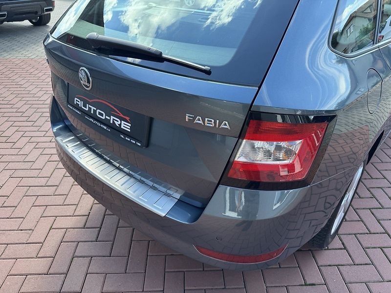 Škoda Fabia (2018) 1.0MPi Klima Výhřev Sedadel BT - fotka 35 z 45