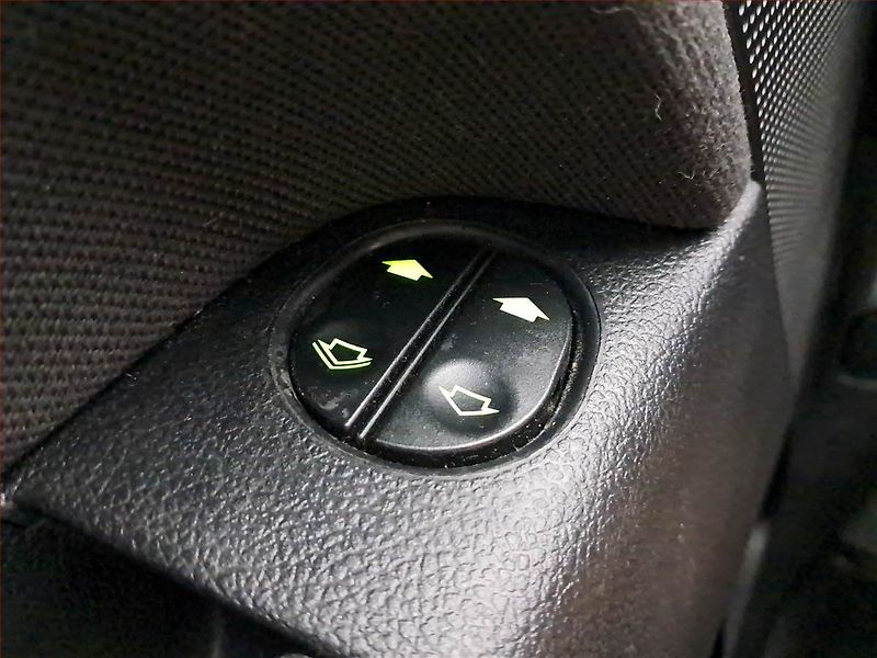 Ford Fiesta (2008) 1.3 i, po STK, jezdí výborně - fotka 16 z 16