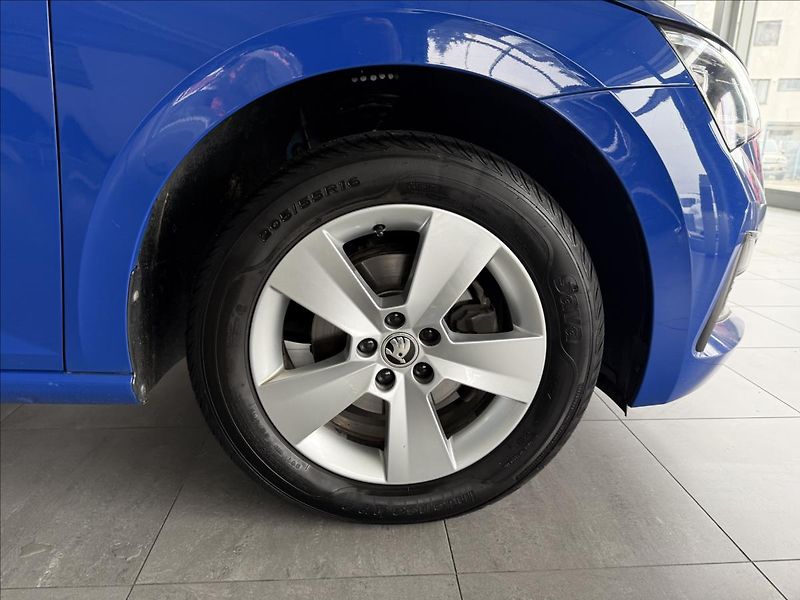 Škoda Scala 1,0   TSI 81kW,STYLE,SERVISKA, - fotka 24 z 24