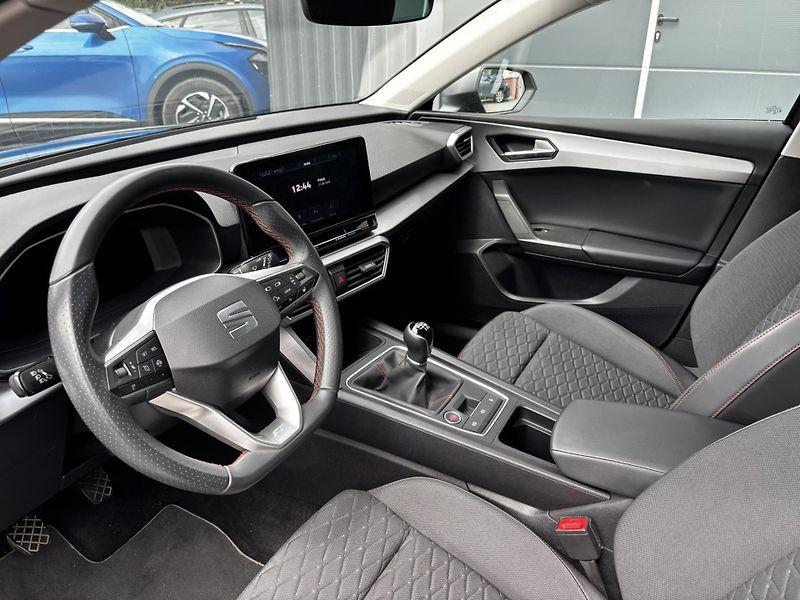 Seat Leon (2023) Sportstourer FR 1.5 TSI  - fotka 7 z 16