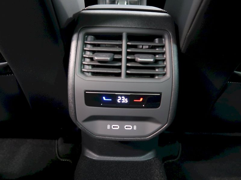 Cupra Formentor (2023) E-HYBRID 1.4eTSI 150KW DSG TAŽ - fotka 46 z 51