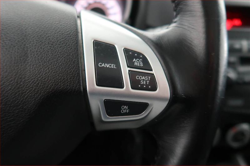 Mitsubishi ASX (2010) 1.8 DI-D MIVEC, Xenony - fotka 17 z 18