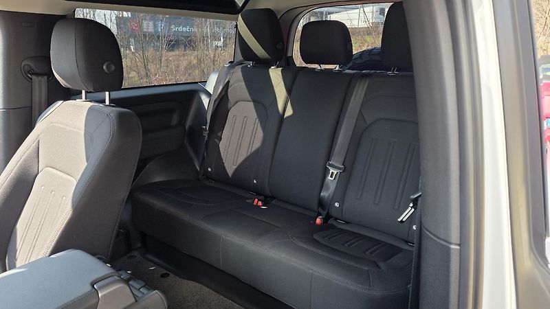 Land Rover Defender (2021) TOP STAV VZDUCH VELKÝ SERVIS - fotka 13 z 17