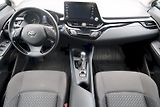 Toyota C-HR (2022) 1,8 Hybrid 90kW e-CVT Comfort - náhled 16
