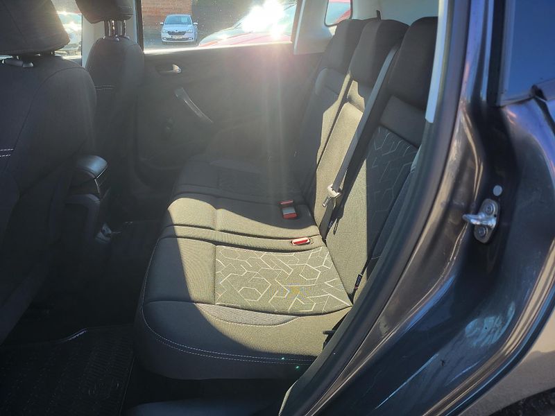 Peugeot 2008 ACTIVE 1.2 PureTech AUTOMAT - fotka 8 z 42