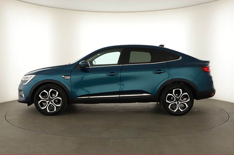 Renault Arkana (2022) Intens E-Tech, Automat, ČR - fotka 3 z 21