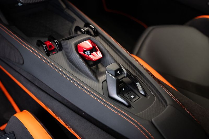 Lamborghini Revuelto NOVITEC Výfuk/Arancio Apodis/L - fotka 11 z 23