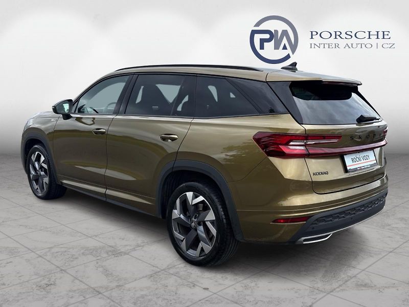 Škoda Kodiaq 2.0 TDI 7DSG SPORTLINE 4x4 142 - fotka 8 z 30