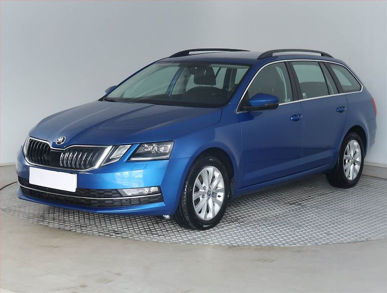 Škoda Octavia (2017) Style 2.0 TDI, Tempomat - fotka 2 z 19