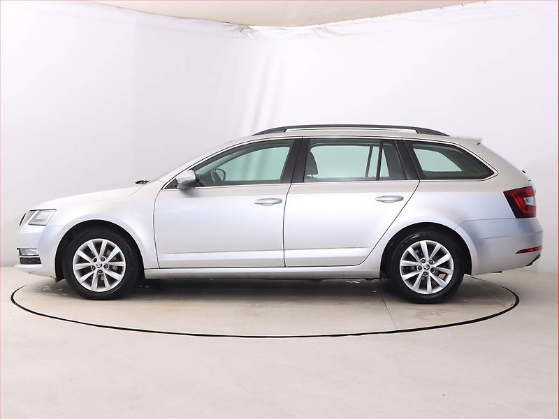 Škoda Octavia (2018) 2.0 TDI, Serv.kniha, Tempomat - fotka 3 z 20