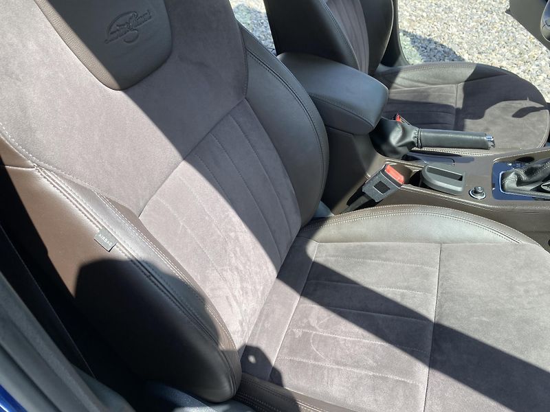 Škoda Octavia 2.0TDi L+K CZ WEBASTO 4x4 - fotka 130 z 165
