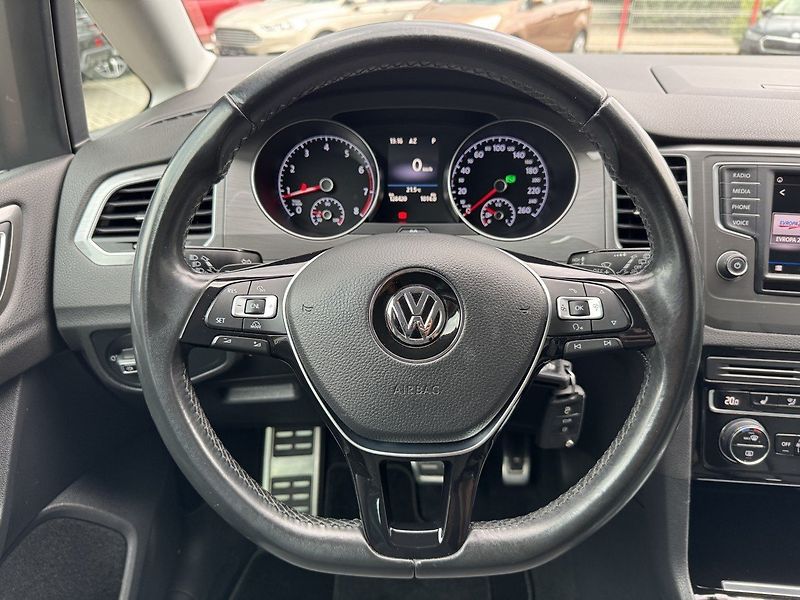 Volkswagen Golf Sportsvan (2016) 1.4TSi R-Line DSG Xenony Navi - fotka 7 z 48