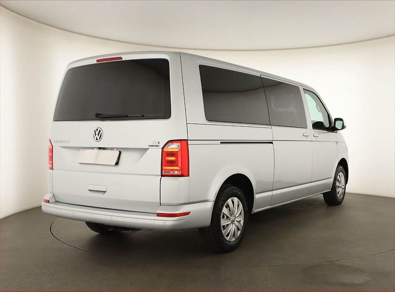 Volkswagen Caravelle (2017) Comfortline 2.0 TDI - fotka 5 z 17