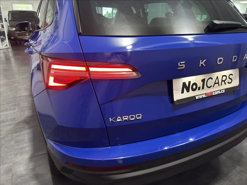 Škoda Karoq 2,0   TDI DSG 4X4 VIRTUAL ACC - fotka 29 z 33