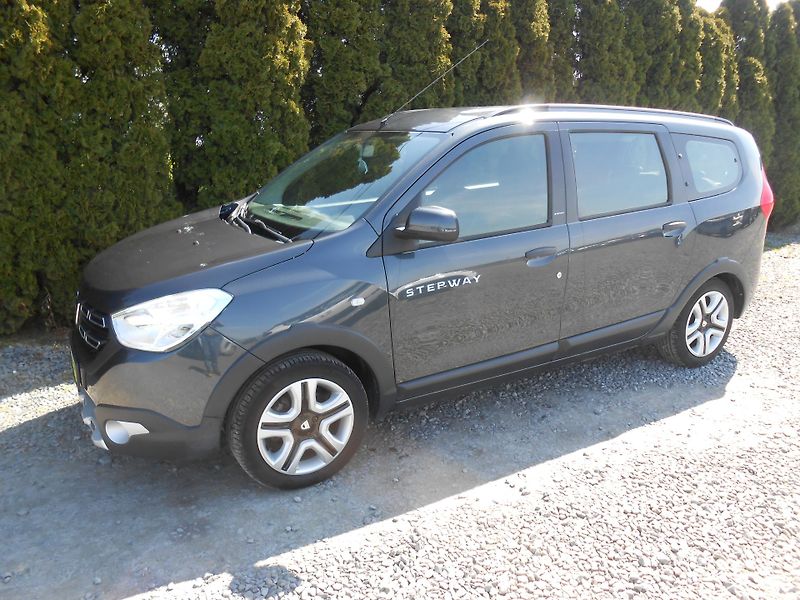 Dacia Lodgy STEPWAY,7Míst,NAVI,75TKm!! - fotka 33 z 36