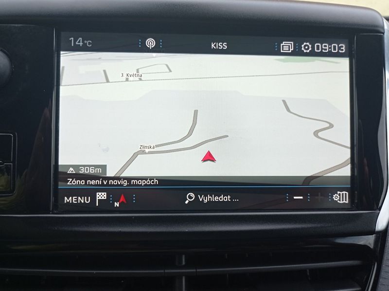 Peugeot 2008 1.5 75kW/Navi/1Maj/TOP - fotka 27 z 40