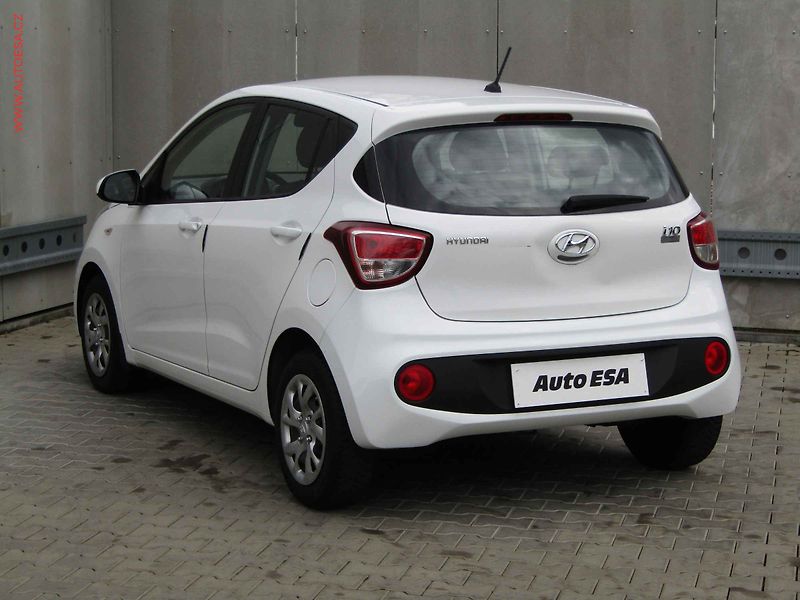 Hyundai i10 (2018) 1.0 i, 1.maj,ČR, Klima - fotka 6 z 15