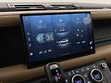 Land Rover Defender 110 D300 X-DYNAMIC HSE AWD CZ - náhled 38