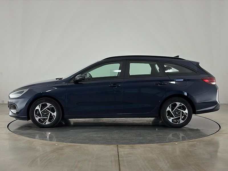 Hyundai i30 Smart DCT - fotka 3 z 27