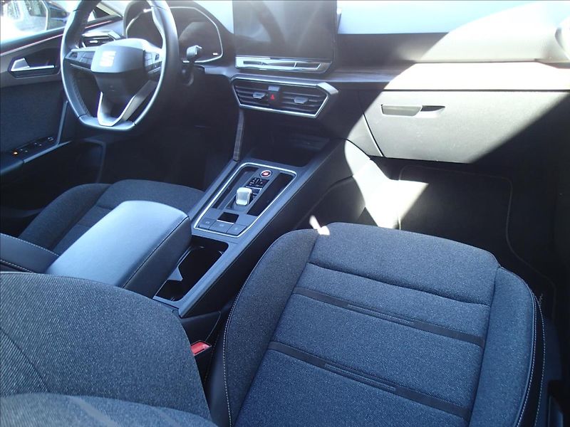 Seat Leon 1,5 eTSI,Execelent,DSG,Tažné - fotka 61 z 80