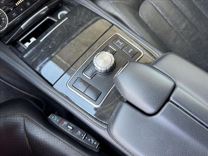 Mercedes-Benz CLS 3,0 d 4M,webasto - fotka 18 z 24
