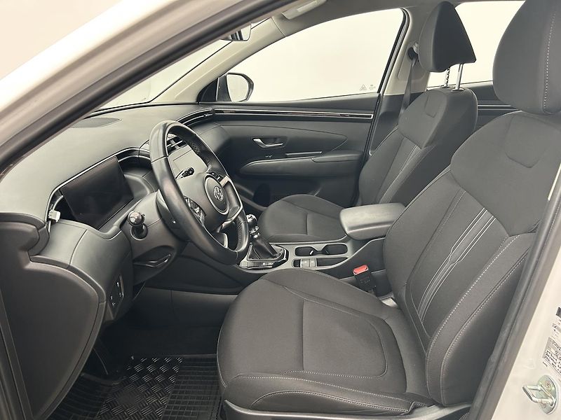 Hyundai Tucson 1.6 T-GDI 4x4 SMART - fotka 9 z 26