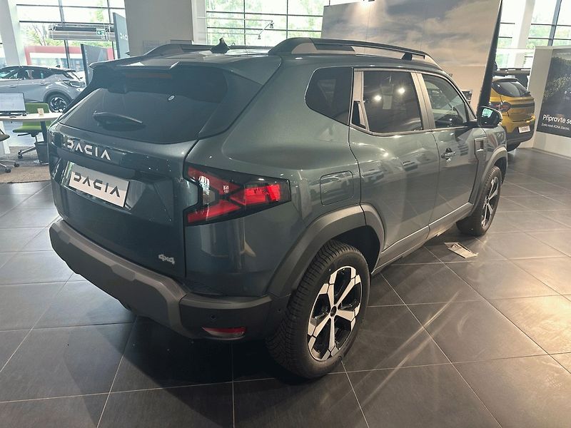 Dacia Duster (2026) journey hybrid-G 150 4x4 - Ost - fotka 3 z 14