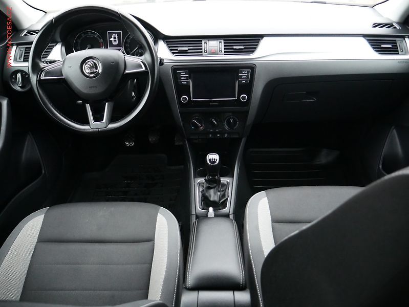 Škoda Rapid (2019) 1.0 TSi, 2.maj,ČR, Ambition - fotka 8 z 15