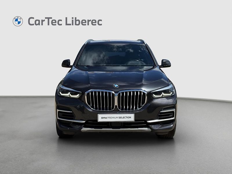 BMW X5 xDrive30d - fotka 18 z 23