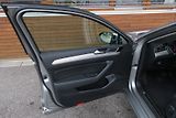 Volkswagen Passat (2017) 2.0TDI 140kW 4MOT DSG Highline - náhled 11