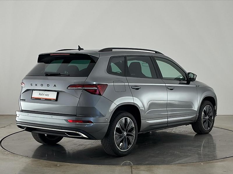 Škoda Karoq Sportline DSG - fotka 2 z 28