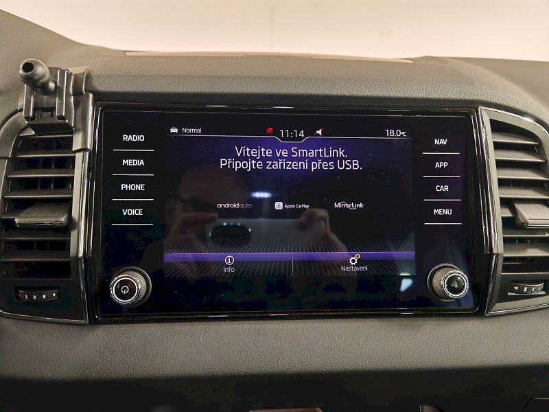 Škoda Karoq (2019) 1.5 TSI 110 kW DSG Style PLUS - fotka 15 z 33