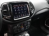 Jeep Compass 1,4 MultiAir Aut. 4WD Limited - náhled 17