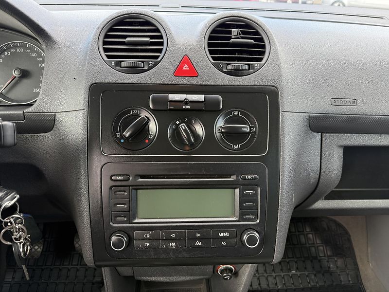 Volkswagen Caddy 1.9TDi LIFE 77kW - fotka 12 z 18