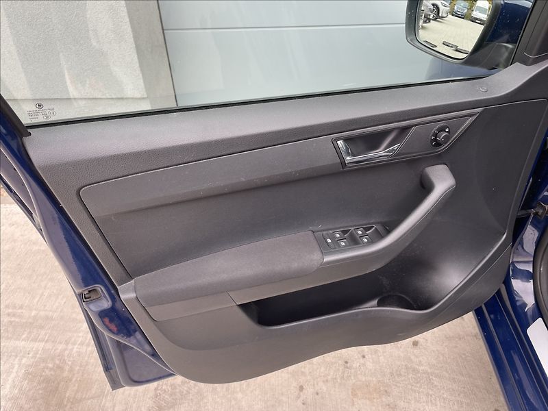 Škoda Fabia 1,2 TSI 81KW DSG STYLE,ČR. - fotka 17 z 25