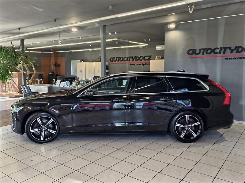 Volvo V90 2.0 D4 140kW A/T R-DESIGN, DPH - fotka 4 z 25