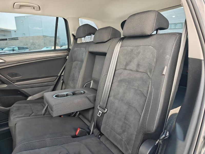 Volkswagen Tiguan Elegance 7DSG 1,5TSi - fotka 8 z 24