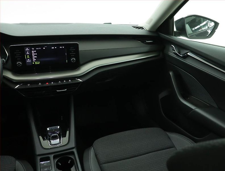 Škoda Octavia (2021) Ambition 2.0 TDI, Automat - fotka 8 z 16
