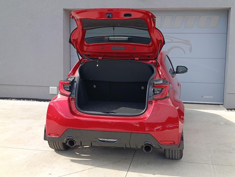 Toyota GR Yaris 1.6 TURBO DYNAMIC SPORT  - fotka 9 z 30
