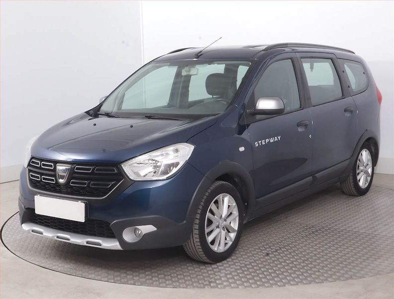 Dacia Lodgy (2019) Stepway 1.3 TCe, 7 míst - fotka 2 z 16