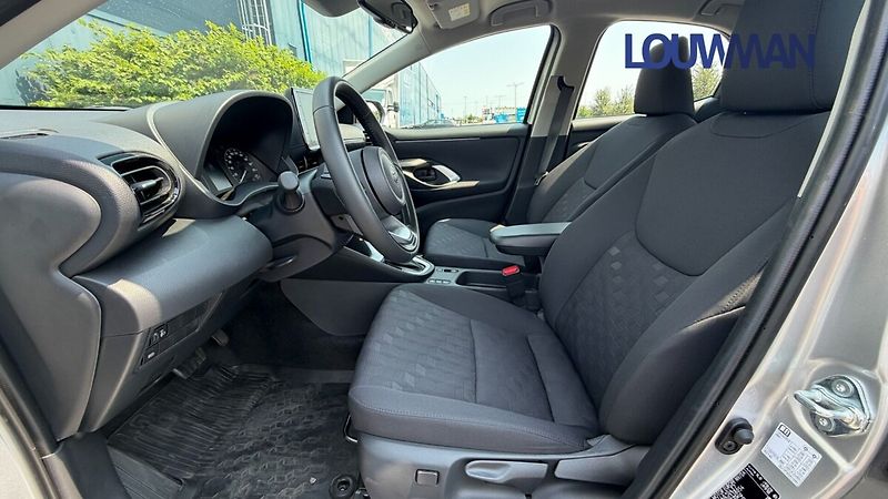 Toyota Yaris 1.5 HEV CVT COMFORT - fotka 13 z 25
