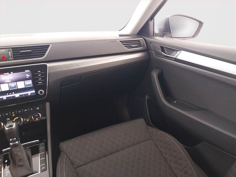 Škoda Superb (2018) 2.0 TDI, Automat, Navi - fotka 8 z 23