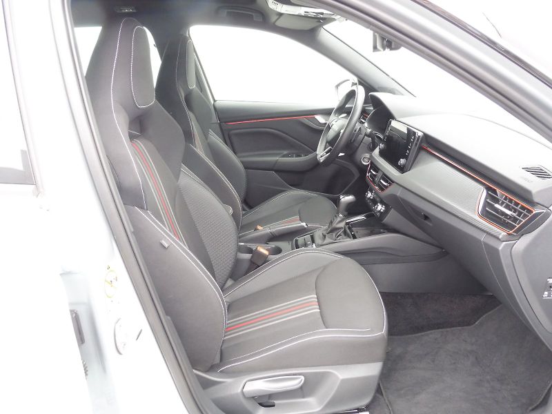 Škoda Kamiq (2025) Monte Carlo 1,0 TSI 85kW DSG - fotka 9 z 30