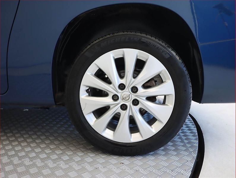Opel Combo (2021) Maxi Elegance 1.2 Turbo, 5Míst - fotka 15 z 21